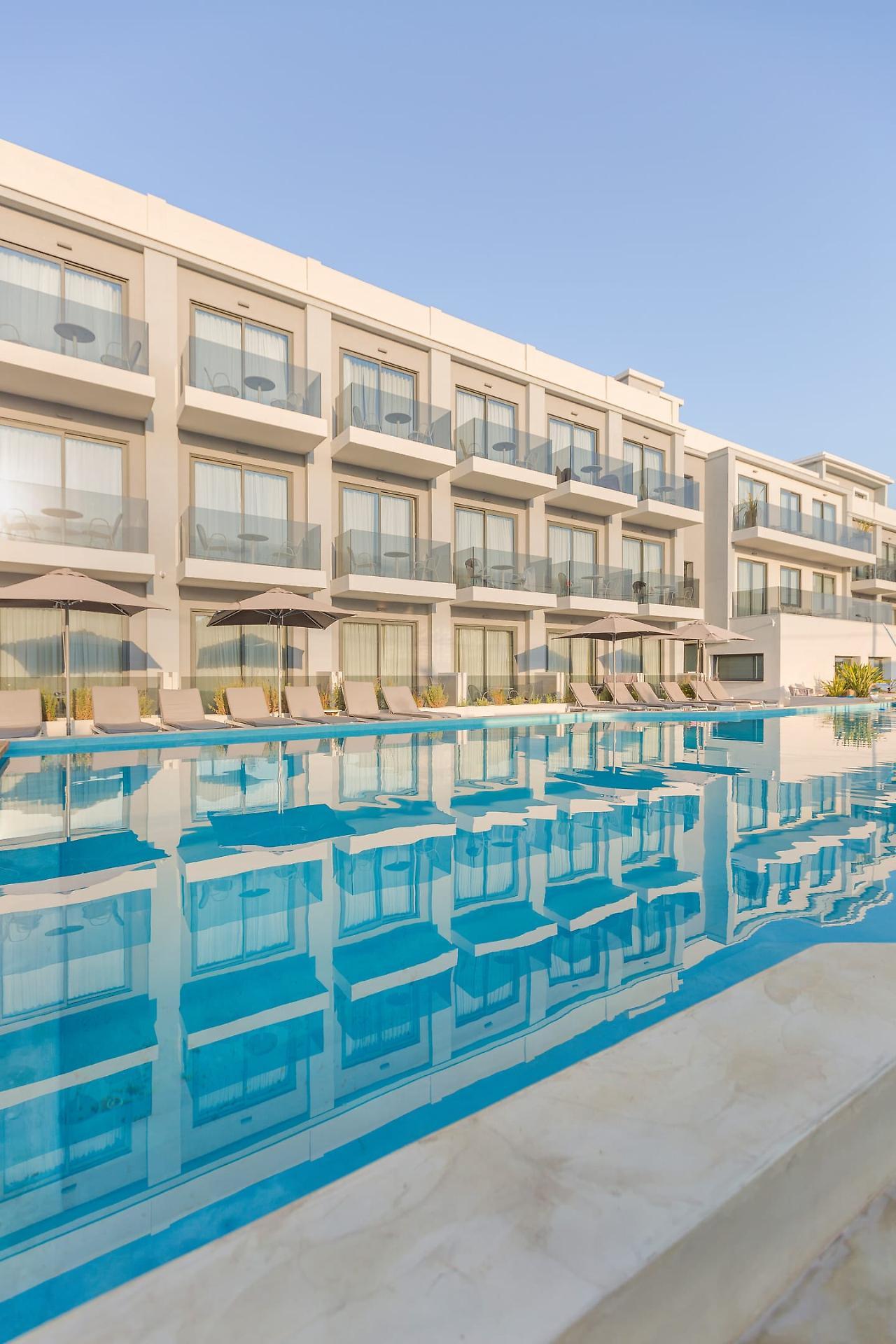 Samian Mare Hotel, Suites & Spa Karlovassi Exterior photo
