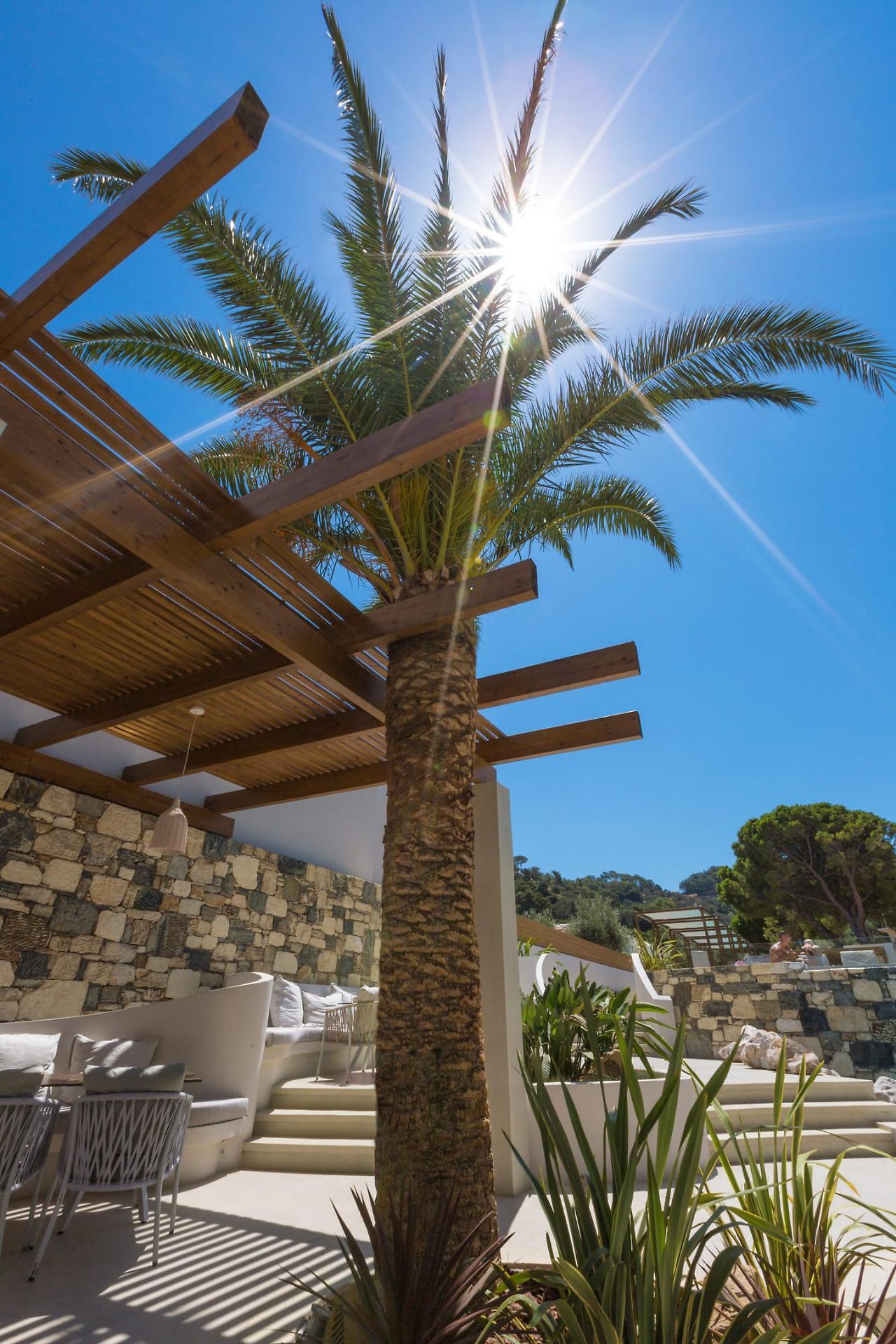 Samian Mare Hotel, Suites & Spa Karlovassi Exterior photo