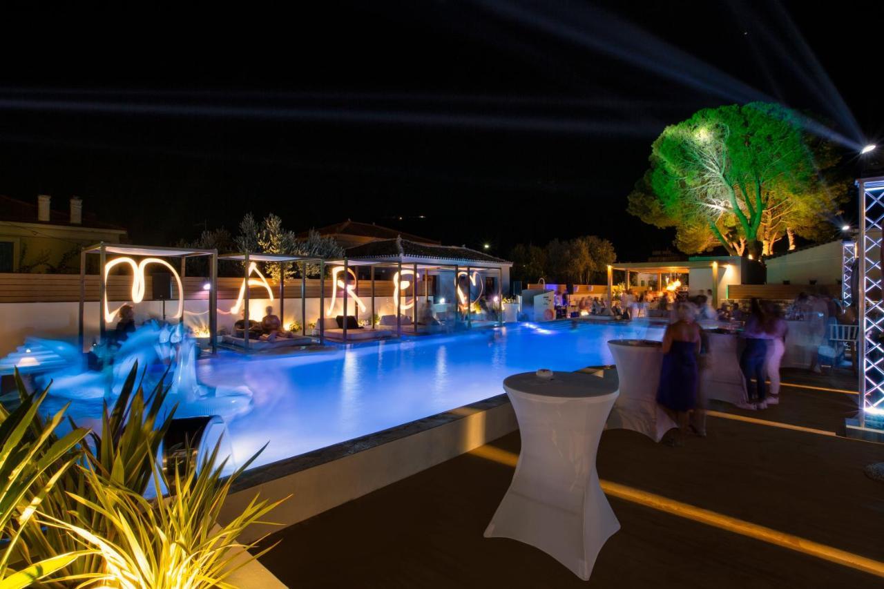 Samian Mare Hotel, Suites & Spa Karlovassi Exterior photo